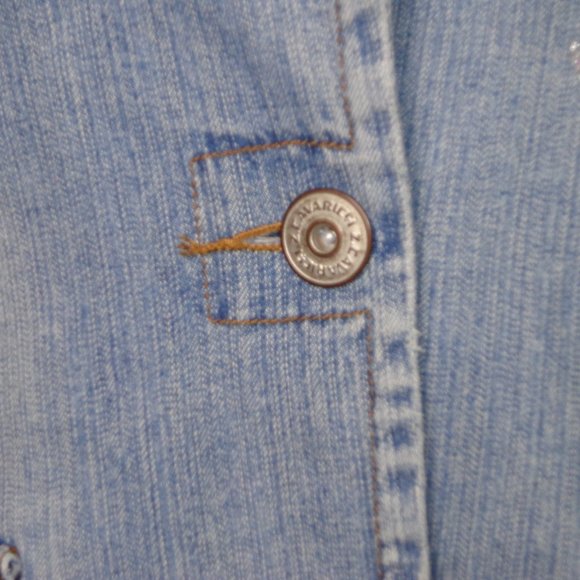 Jean Jacket with Beautiful Flower Beading Design - Picture 10 of 16